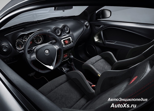 Alfa Romeo MiTo (2017) - приборная панель