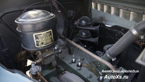 Packard 110 (1940 - 1941) фото двигатель