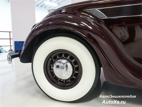 Chrysler Airflow (1934 - 1937) фото шина стойкая к проколам