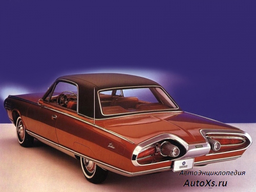 Chrysler Turbine (1963) фото выступающие задние фонари