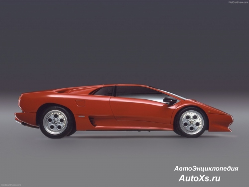 Lamborghini Diablo (1990 - 2001) фото сбоку