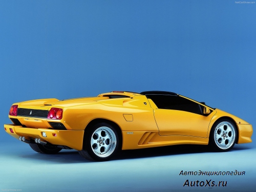 Lamborghini Diablo Roadster (1995 - 2001) фото сбоку