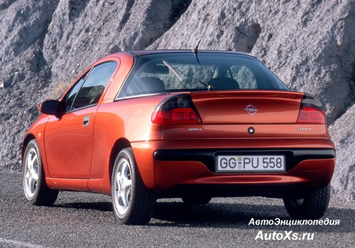 Opel Tigra (1993 - 2000) фото сзади