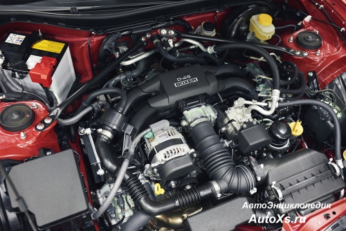 Toyota GT86 (2012) фото двигатель
