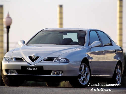 Alfa Romeo 166 (1998 - 2003) фото спереди