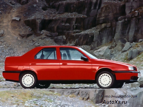 Alfa Romeo 155 (1992 - 1995) фото сбоку