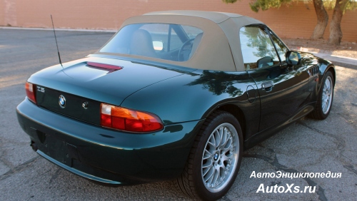1996 BMW Z3 (1996 - 2002): фото сзади