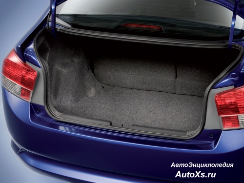 Honda City V (2008 - 2013): фото багажник