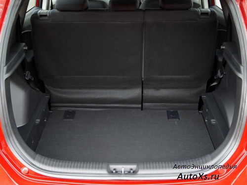 Hyundai ix20 (2010 - 2015): фото багажник
