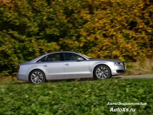 Audi A8 (2013 - 2017): фото сбоку