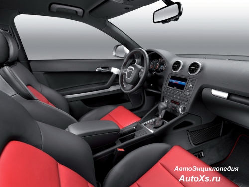 Audi A3 (2008 - 2010): фото интерьер