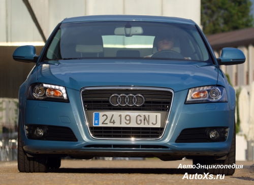 Audi A3 Sportback (2008 - 2010): фото спереди