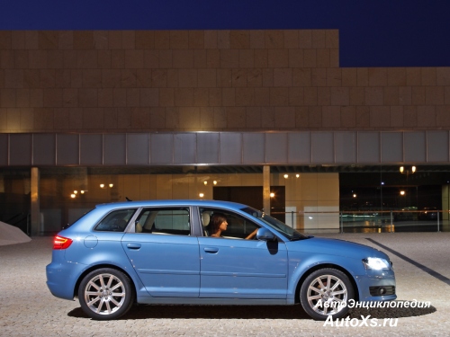 Audi A3 Sportback (2008 - 2010): фото сбоку
