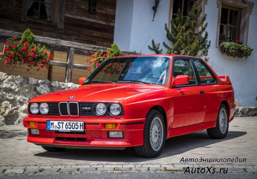 BMW M3 E30: фото спереди