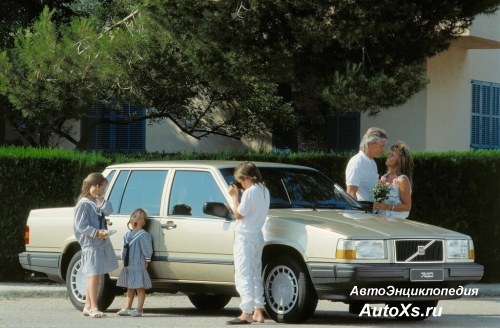 Volvo 740 (1990 - 1992): фото спереди