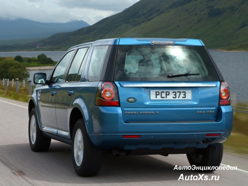 Land Rover Freelander (2012 - 2014): фото сзади