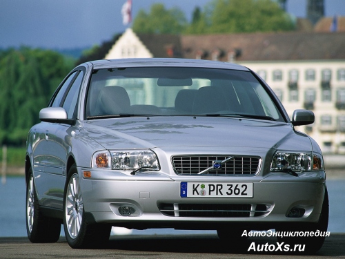 Volvo S80 (1998 - 2003): фото спереди