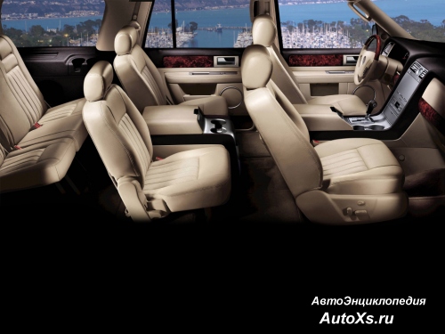 Lincoln Navigator (2005 - 2006): фото интерьер