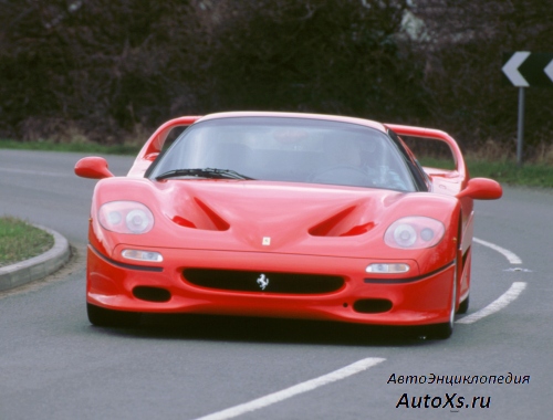 Ferrari F50 (1995 - 1997): фото спереди