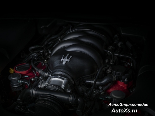 Maserati GranTurismo MC (2017 - 2019): фото двигатель