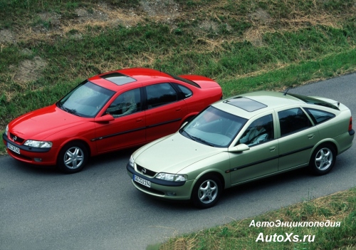 Opel Vectra B Sedan & Hatchback (1995 - 1998): фото сверху