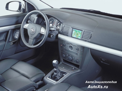 Opel Vectra C GTS (2002 - 2005): фото салон и интерьер