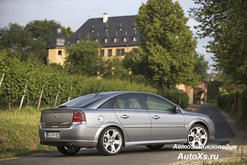 Opel Vectra C GTS (2005 - 2008): фото сбоку