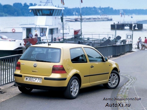 Volkswagen Golf MK4 3-door (1997 - 2003): фото сзади