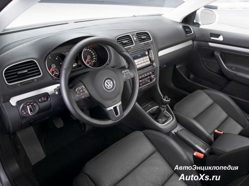 Volkswagen Golf MK6 GTI 5-door (2009 - 2013): фото интерьер