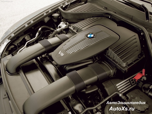 BMW X5 E70 (2006 - 2010): фото двигатель