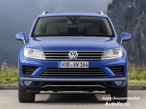 Volkswagen Touareg (2014 - 2018): фото спереди