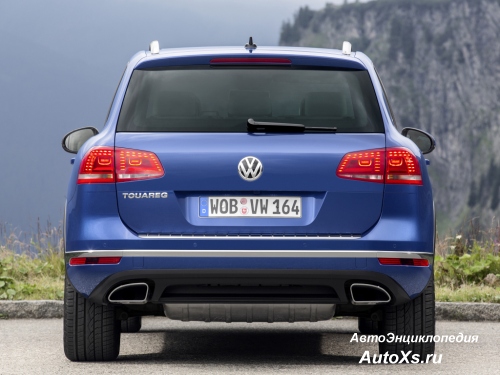 Volkswagen Touareg (2014 - 2018): фото сзади
