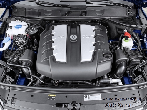 Volkswagen Touareg (2014 - 2018): фото двигатель