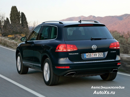 Volkswagen Touareg Hybrid (2010 - 2014): фото сзади