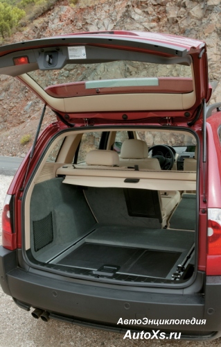 BMW X3 (2003 - 2006): фото багажник