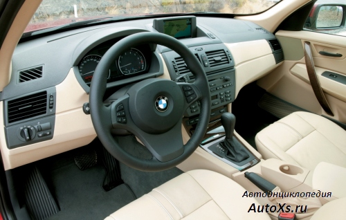 BMW X3 (2003 - 2006): фото торпедо