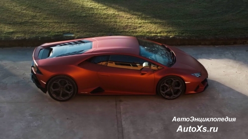 Lamborghini представила новогодний клип с уникальным суперкаром Huracan (видео)