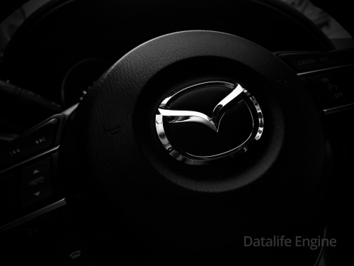 Mazda запатентовала заднеприводный автомобиль с роторным мотором (фото)